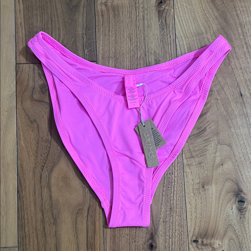 SKIMS Swim Cheeky Tanga Bikini Bottoms Taffy Hot Pink